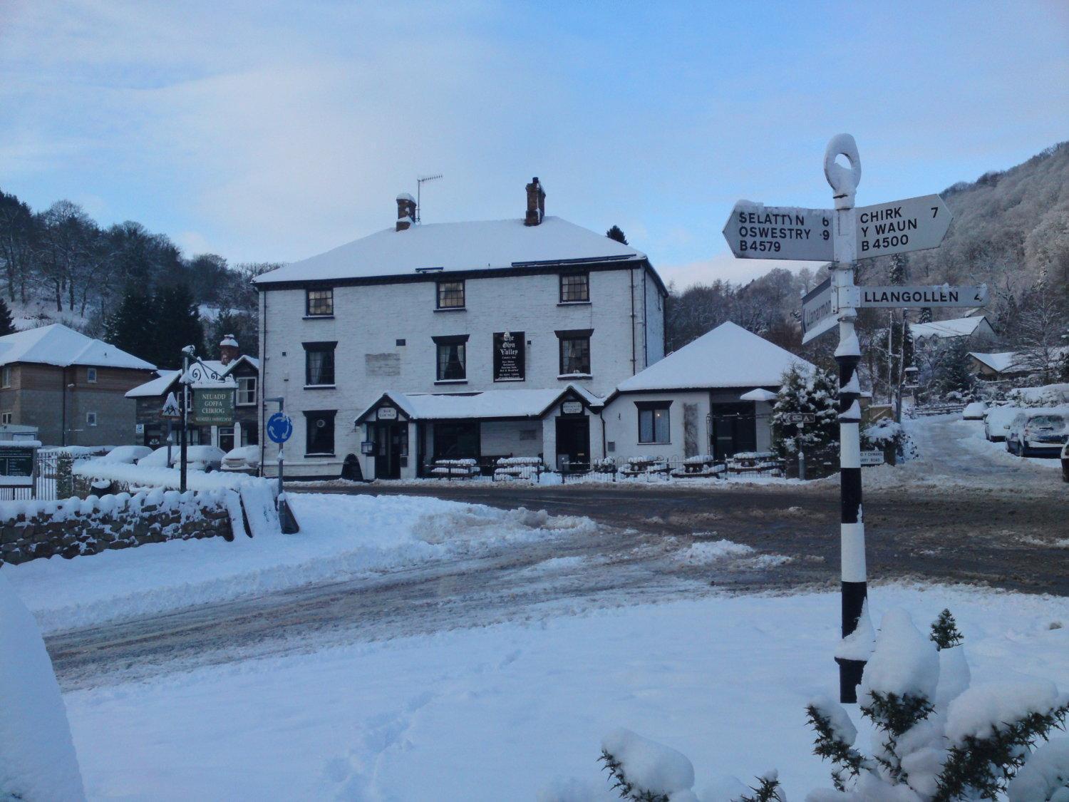 Oyo Glyn Valley Hotel Llansantffraid Llansantffraid Glyn Ceiriog Exteriér fotografie